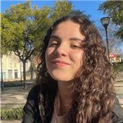 Estudiante de universidad encantada de hacer aprender a los mas peques.